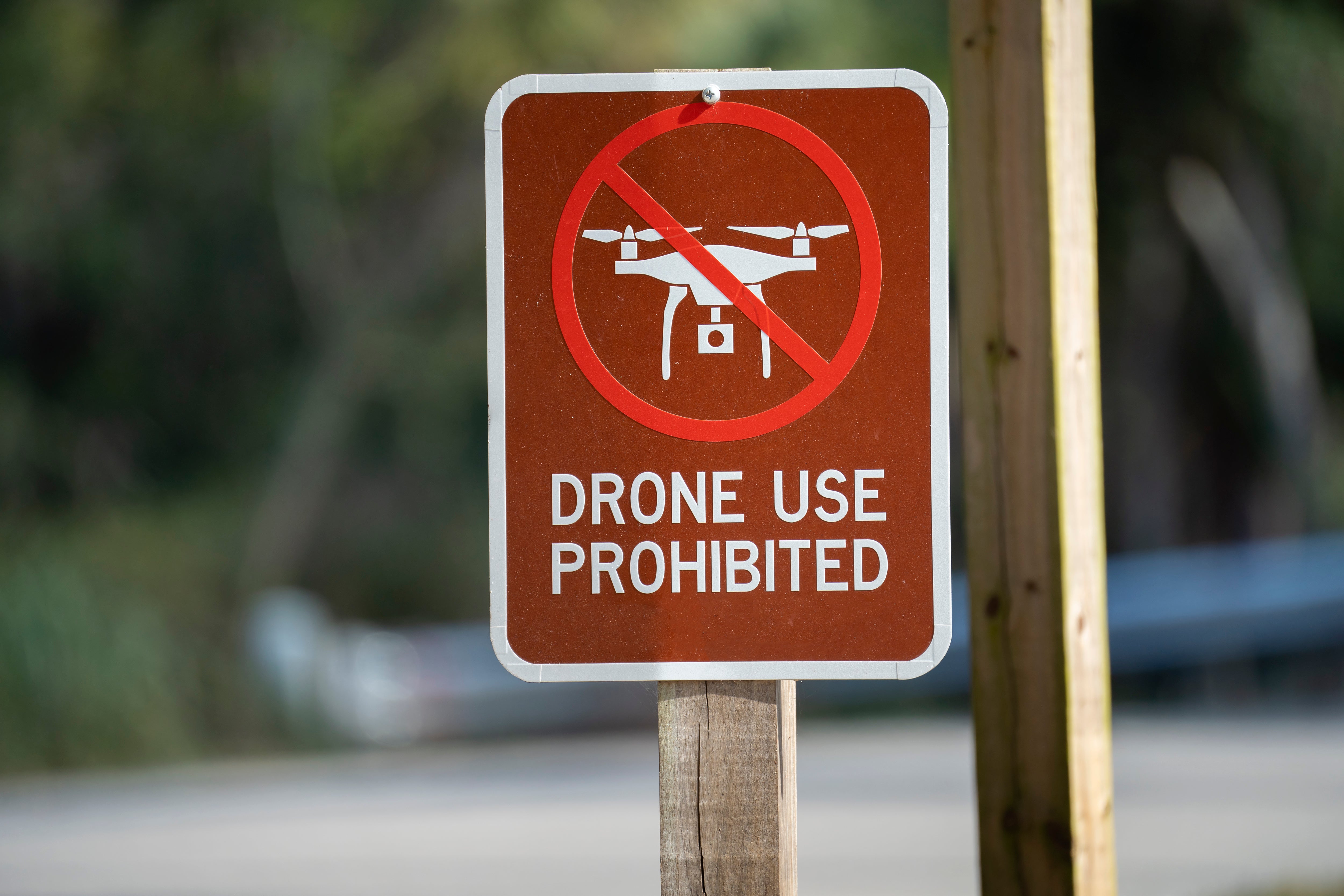 Government warning sign about drone usage restrictions